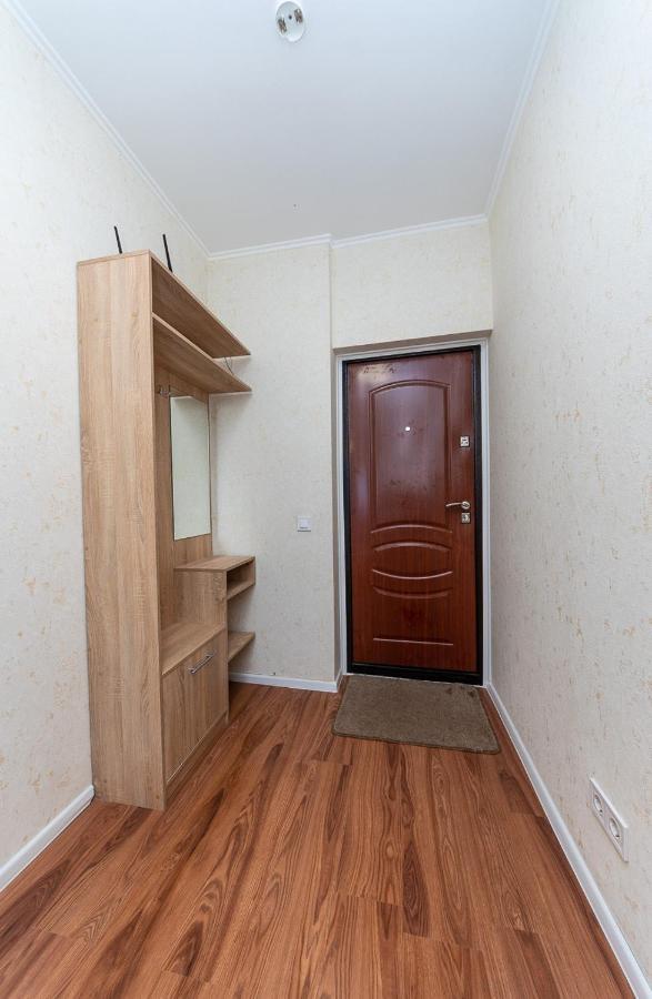 Уютные Апартаменты На Позняках Kiev Exterior foto
